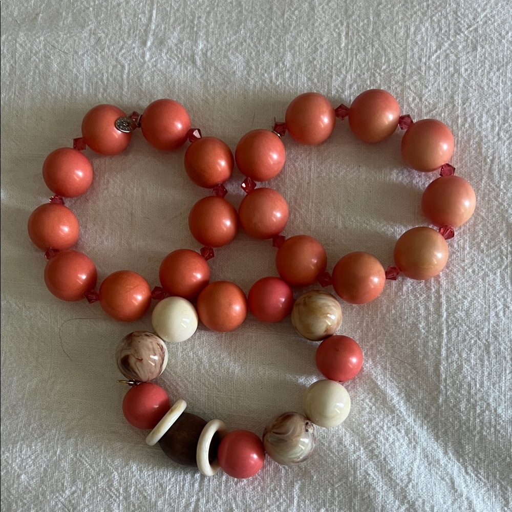 Tarina Tarantino Coral and Cream Beaded bracelet trio